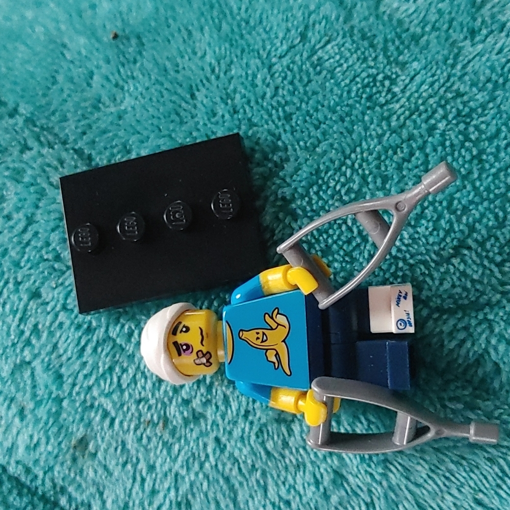 Broken leg lego man